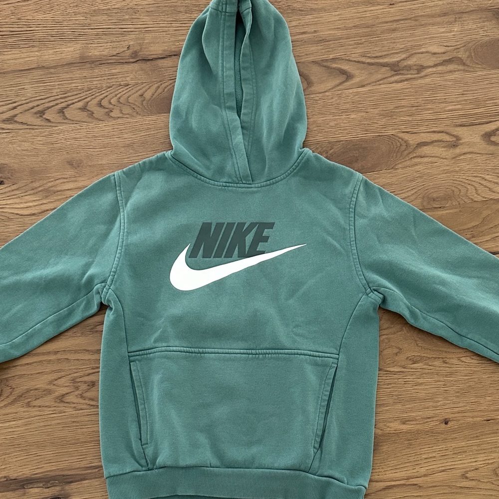 Nike Kids' Sportswear Club Fleece Hoodie